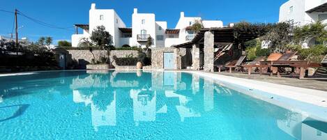 Family House, Pool View | Pool