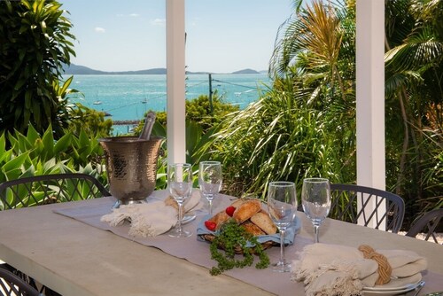 4 Bedroom Home  with Panoramic Ocean Views and pool