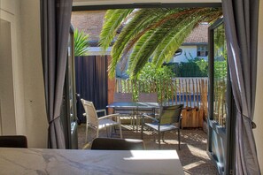 Outdoor dining - T3 Cosy&Design - 5 min du Littoral- Terrace/Clim (Gujan-Mestras)