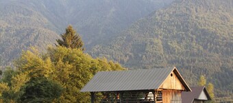 Stylish vacation apartment in an old farmhouse - south view