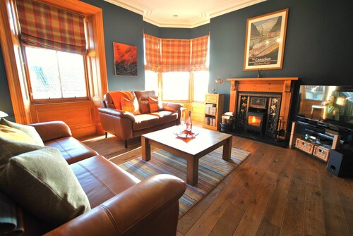 Crail Posthouse - 19th Century traditional house