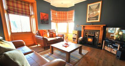 Crail Posthouse - 19th Century traditional house