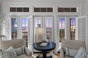 Fernseher, Stereoanlage