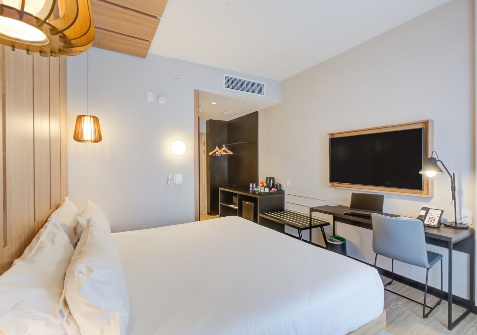 Chambre Supérieure, 1 très grand lit