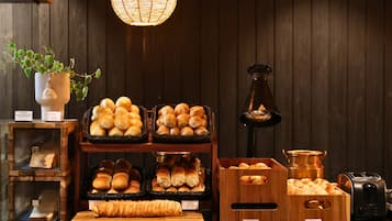 Petit déjeuner buffet compris tous les jours