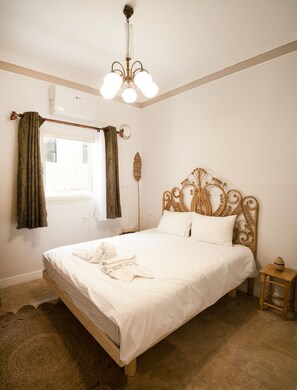 Executive Apartment | Minibar, free WiFi, bed sheets - Tish ApartHotel (Jerusalem)