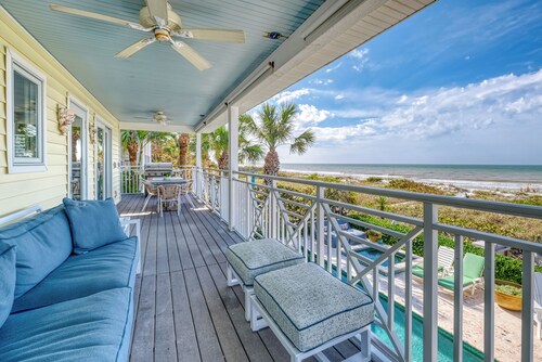Sea Oats Beach House and Bungalow - 5 Bedroom Direct Gulf Front with a Pool!
