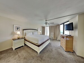 1 bedroom, iron/ironing board, WiFi, bed sheets - Edgewater Tower I #904 | Incredible Views + Amenities! (Panama City Beach)