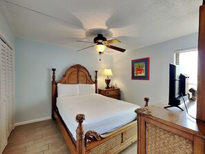 2 bedrooms, iron/ironing board, WiFi, bed sheets - Edgewater Tower I #907 | Gulf Front + Resort Amenities (Panama City Beach)