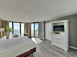 1 slaapkamer, een strijkplank/strijkijzer, wifi, beddengoed