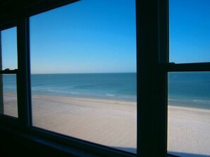 Am Strand, Liegestühle