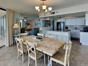 Dining - Edgewater Tower III #114 | Gulf Front, Resort Amenities (Panama City Beach)