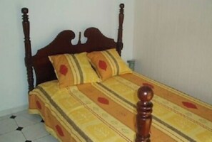 2 chambres, fer et planche Ă repasser, Wi-Fi gratuit, draps fournis