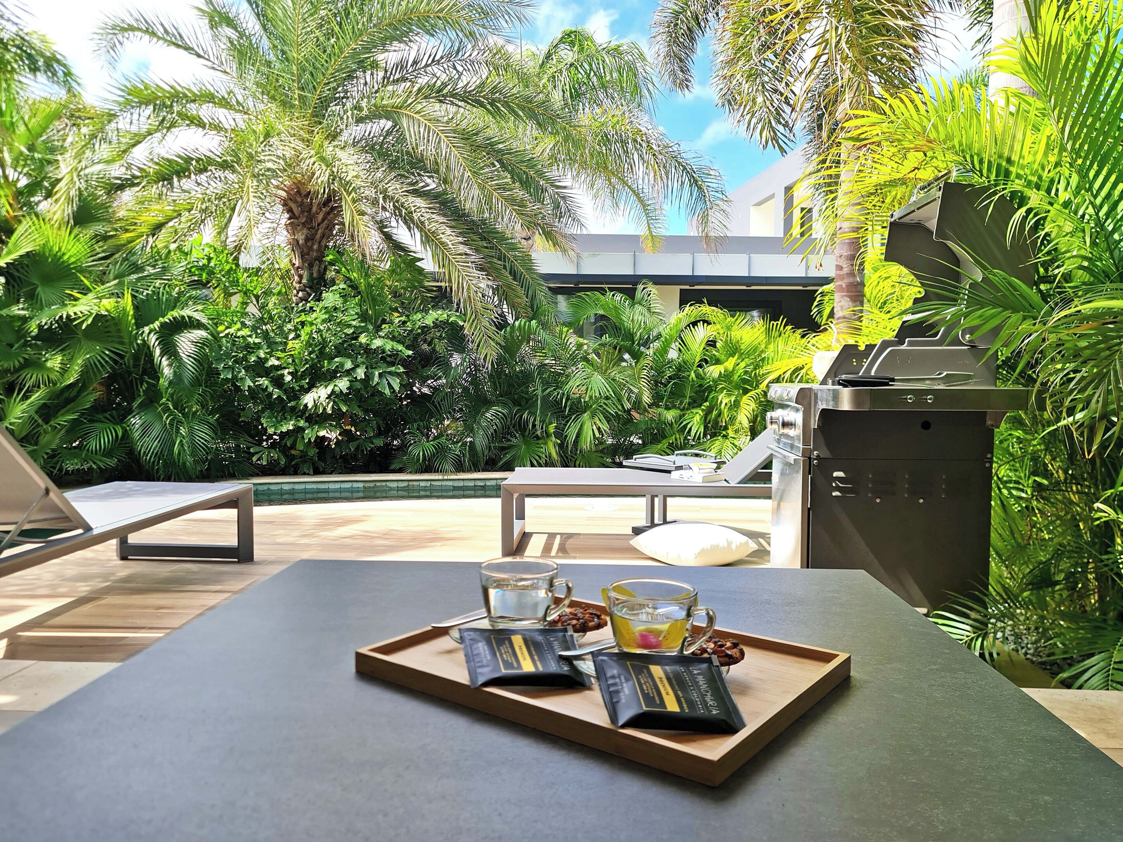 Exclusive-Villa, 2 Schlafzimmer, Poolblick, Poolseite | Zimmerausstattung