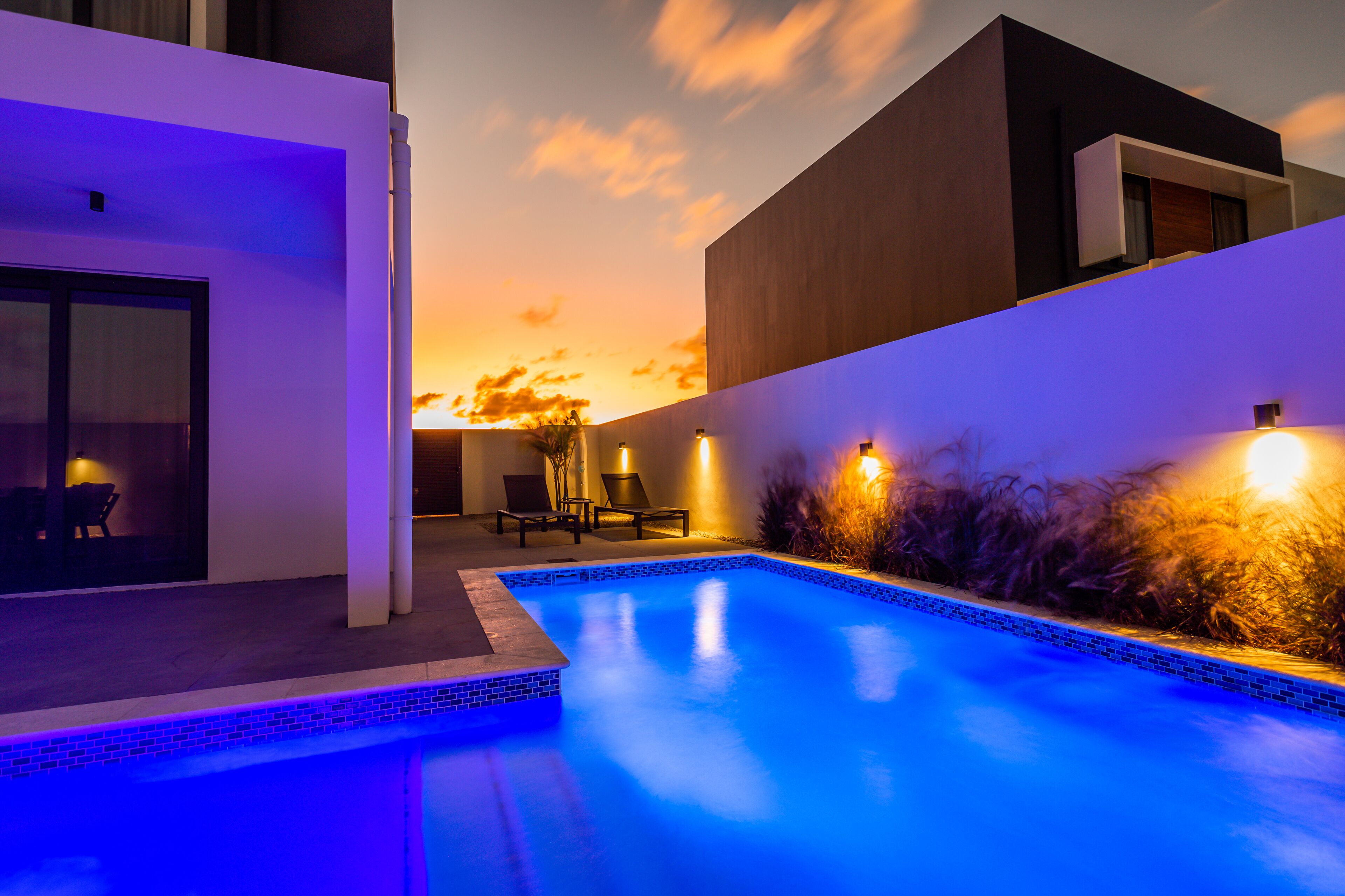 Deluxe Townhome, 3 Bedrooms, Private Pool, Corner | Private pool