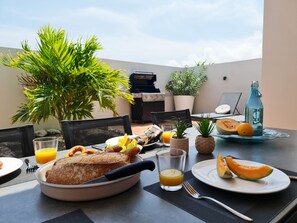 Khu ẩm thực ngoài trời