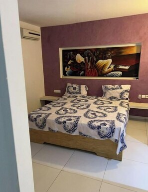 3 bedrooms, WiFi - MODERN VILLA FOR RENT IN SOMONE (NGAPAROU)