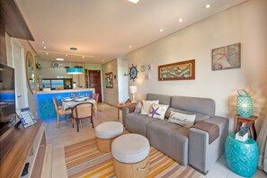 Apartment | Living area