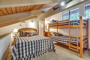 1 Schlafzimmer, kostenloses Internet, Bettwäsche