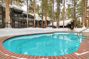 Pool - Mammoth Lakes Condo ~ 5 Mi to Mammoth Mtn! (Mammoth Lakes)
