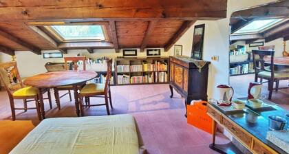 Wonderful farmhouse surrounded by nature a stone's throw from Milan