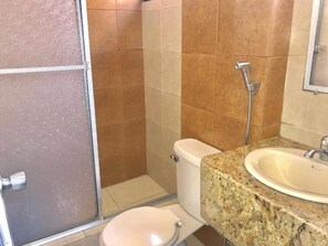 Bathroom - Villa Garza Inn (Guayaquil)