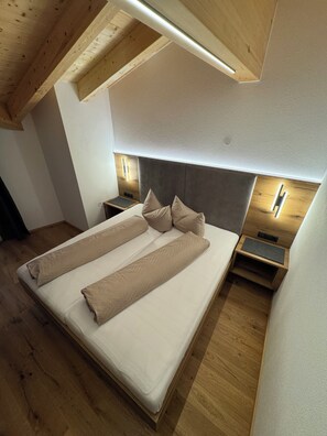 1 多间卧室、WiFi、床单