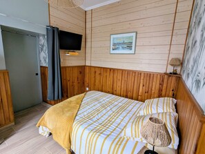 2 Schlafzimmer, Bügeleisen/Bügelbrett, WLAN