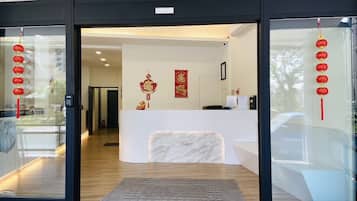 施設の正面