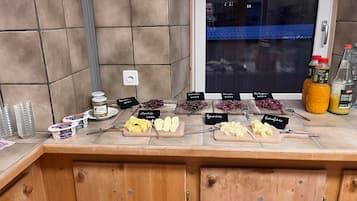 Desayuno buffet incluido todos los días