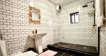 247 Luxury Hotel & Apartment Ajah
