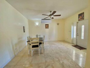 Dining - Luxury 2 bedroom home next to Buccaneer Resort (St Croix)