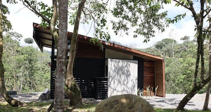 Chic Mountain Cabin - Coffee Farm Getaway