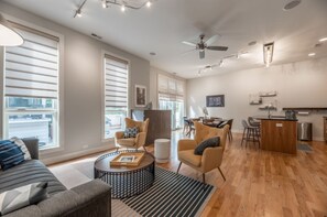 Luxury Condo | Living area