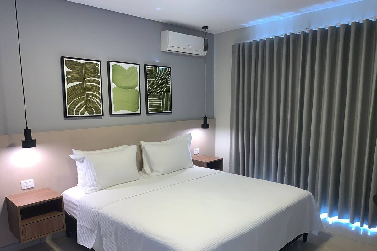 Deluxe Room, 1 Bedroom | Hypo-allergenic bedding available, down comforters, desk