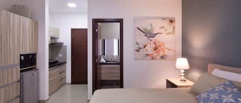 Literie hypoallergénique, couette en duvet d'oie, bureau