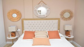 WiFi (無料)、ベッドシーツ