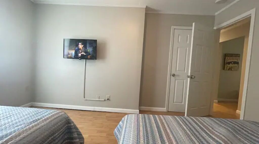 2 habitaciones, wifi gratis y ropa de cama 