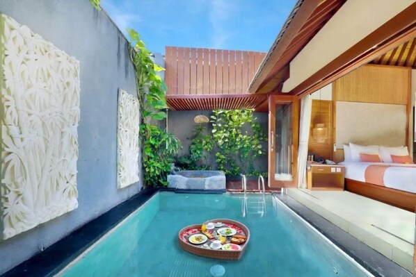 Pool - KL1002-1 Bedroom Villa in Legian (Bali)