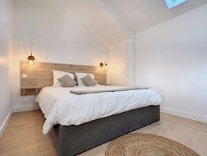 1 Schlafzimmer, Reisekinderbett, kostenloses WLAN, Bettwäsche