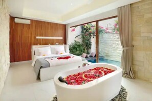 1 bedroom - KL1004-1BR Romantic Villa in Legian/ Kuta (Kecamatan Kuta Utara)