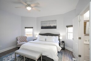 4 bedrooms, desk, iron/ironing board, travel cot