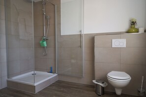Hair dryer, towels - Ferienwohnung Rebe (Günzburg)