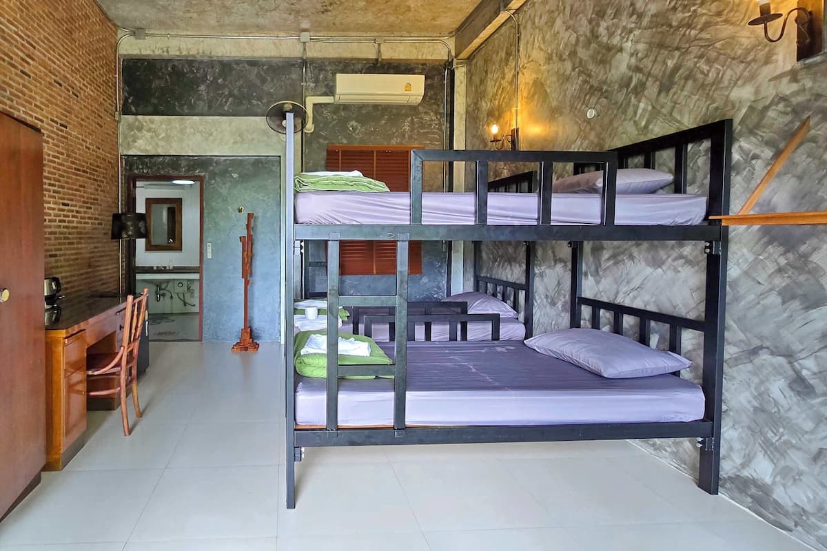 1 chambre, Wi-Fi gratuit, draps fournis