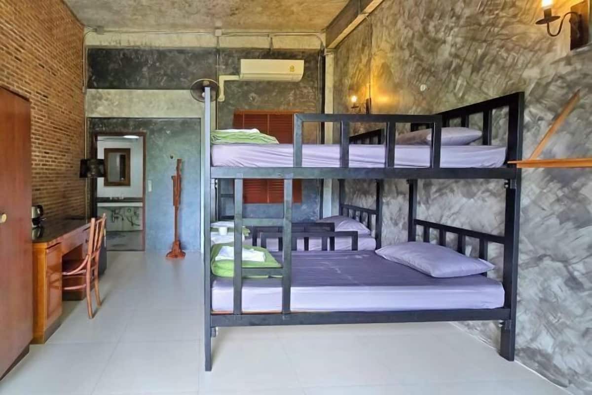 1 chambre, Wi-Fi gratuit, draps fournis