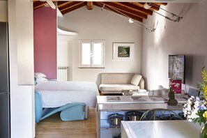 1 bedroom, iron/ironing board, travel crib, free WiFi - TrastevereHome - Attic Terrace Center of Rome Baroque (Roma)