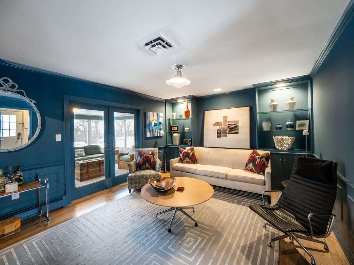 A+ Location: Easy Access To Downtown & Outdoors