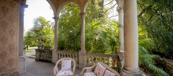 Villa in pure Art Nouveau style with swimming pool and park