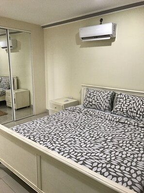 2 chambres, Wi-Fi gratuit, draps fournis