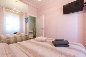 1 chambre, fer et planche Ă repasser, Wi-Fi, draps fournis